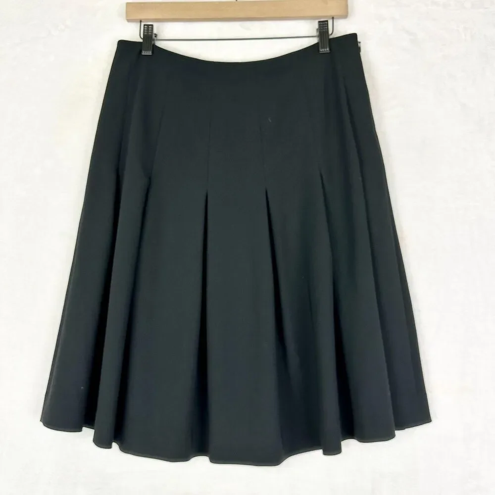 St John Pleated Midi Skirt Size 8 Black Below The Knee A-Line Inverted Pleat